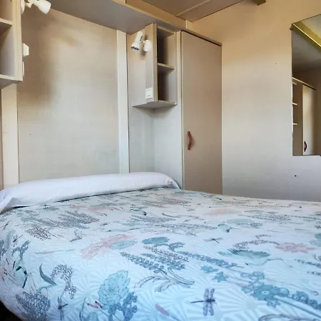 El Jardín Camping El Campello