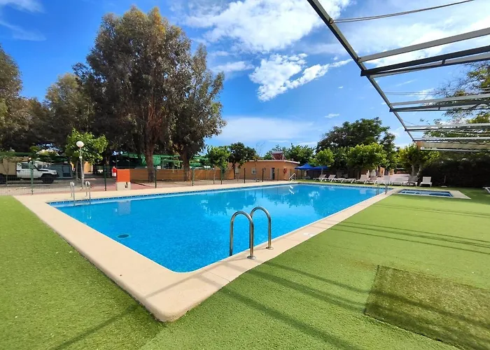 El Jardin Kemping El Campello